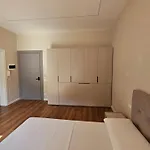 Molla Golem Apartmán Polisi i Vogel