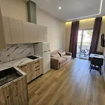 Molla Golem Apartmán Polisi i Vogel