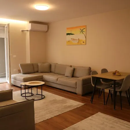 Molla Appartement Golem (Tirana)