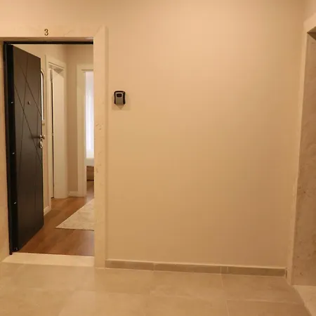 Molla Appartement Golem (Tirana)